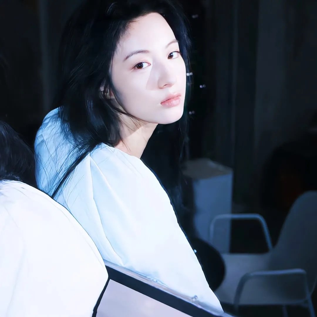 新同事她不好惹